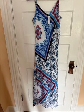 New Loft Summer Blue and White Paisley Sleeveless Maxi Dress with red. Size 8.